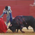 Esaú Fernández, el pasado domingo en Utrera, con el bravo Embriagado de Fuente Ymbro.