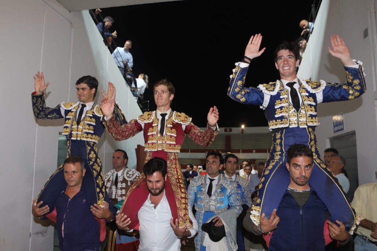 Esaú Fernández, Borja Jiménez y De Manuel piden su sitio con un corridón de Fuente Ymbro en Utrera