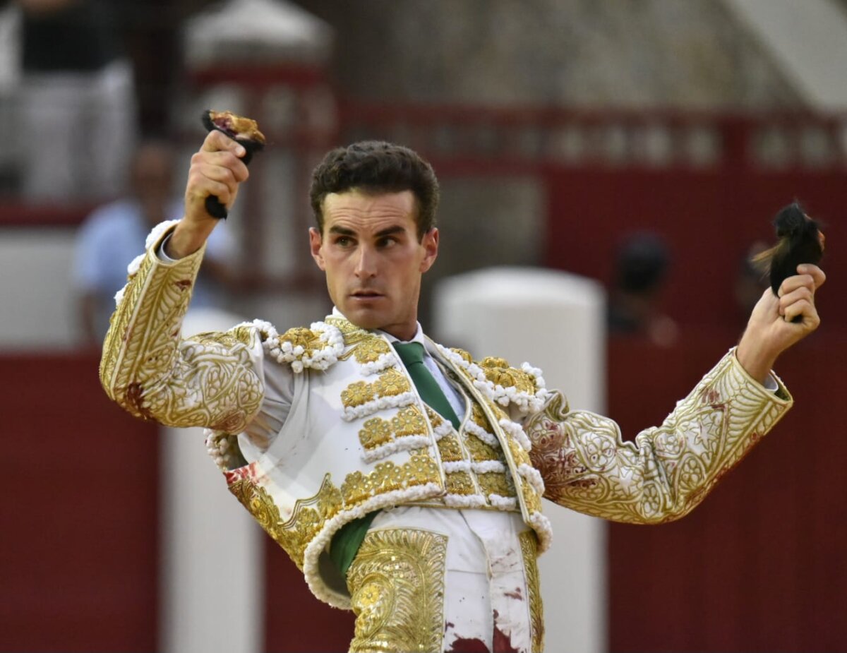 Fernando Adrián será baja en la feria de Albacete
