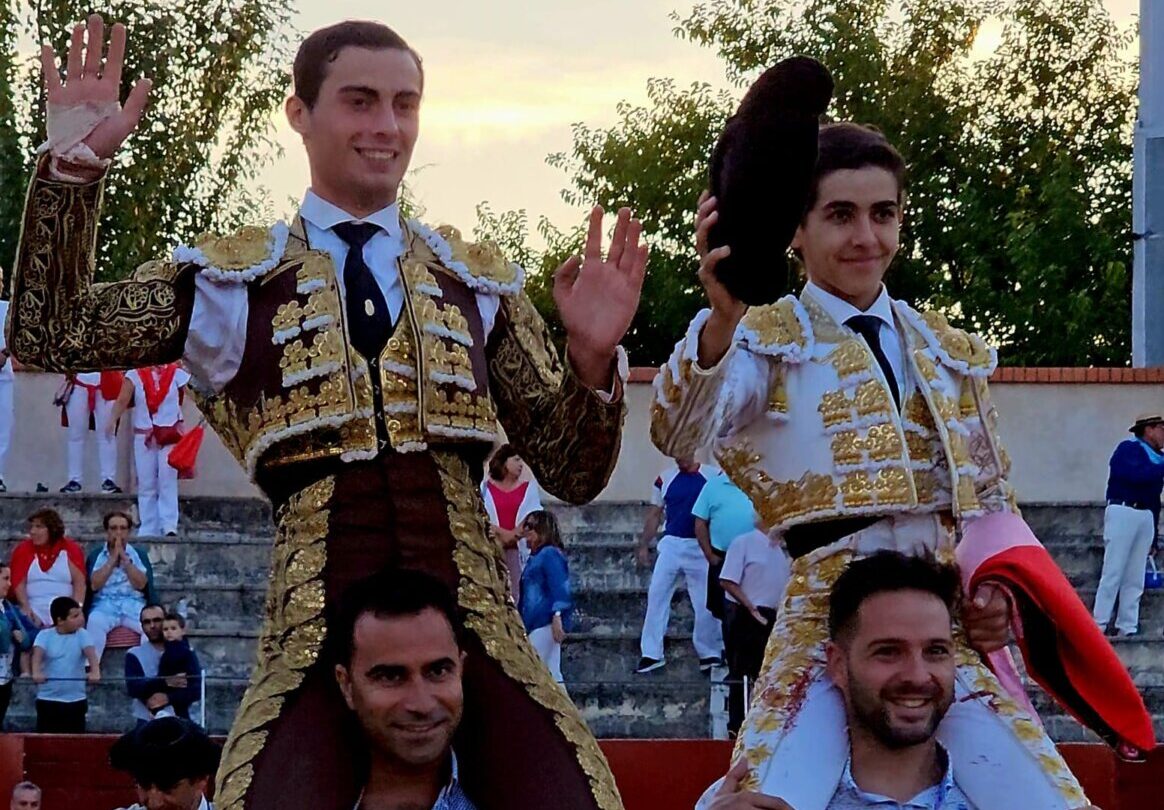Triunfos de Manuel Román, Diego Bastos, Miguel Andrades, Jesús Romero, Víctor Cerrato, Alejandro Cano en su debut con picadores...