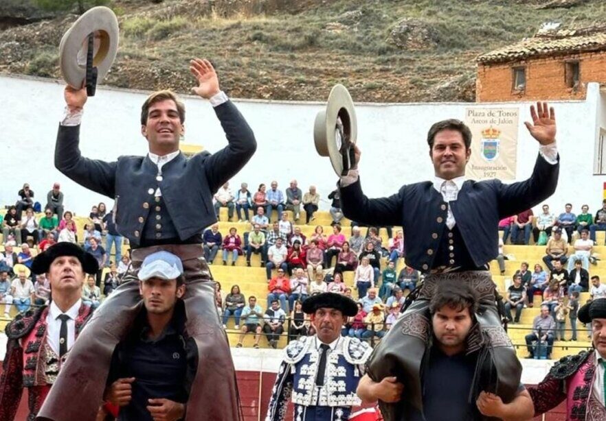 Los Hermosos y Andy Cartagena, diez orejas y un rabo; Sergio Domínguez, Sebastián Fernández, Adrián Venegas en hombros...