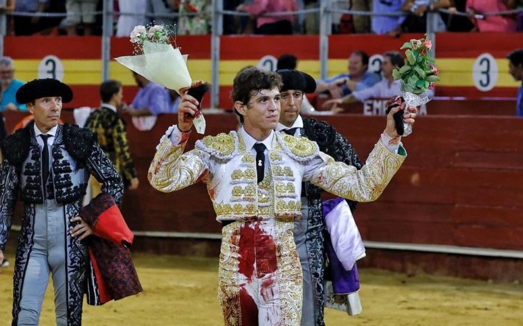 Jorge Martínez, triunfador de Almería por el Foro Cultural 3 Taurinos 3