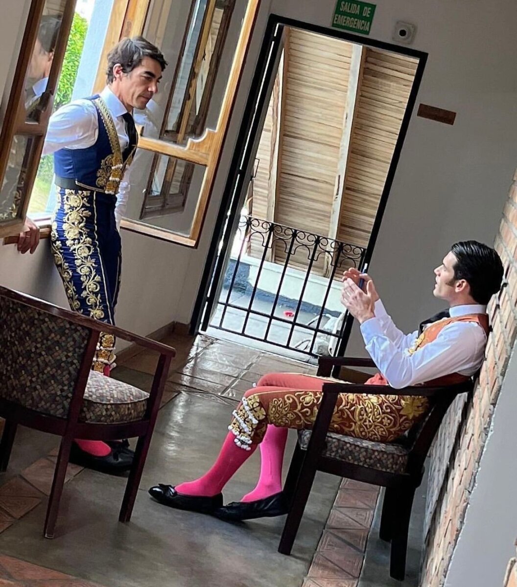 López Chaves debuta como apoderado entrando en el equipo de José Garrido