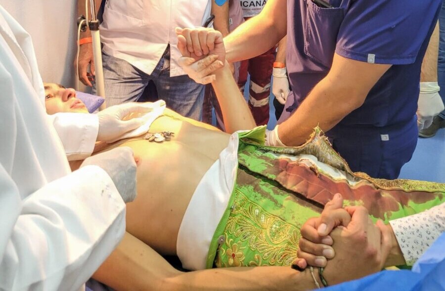 El novillero Bruno Aloi, lesionado en el brazo izquierdo en Guadalajara