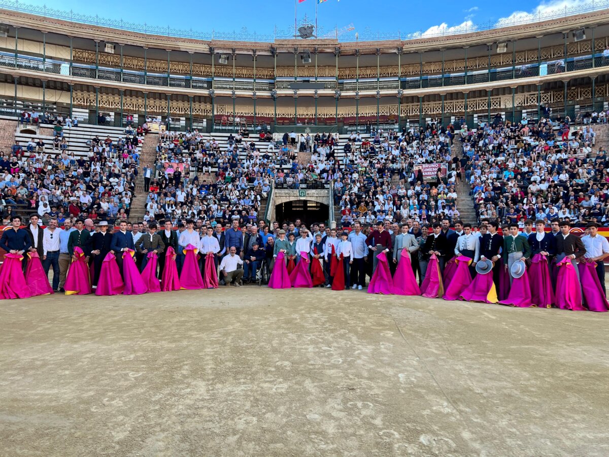 Educando jóvenes para afrontar la lidia de la vida 