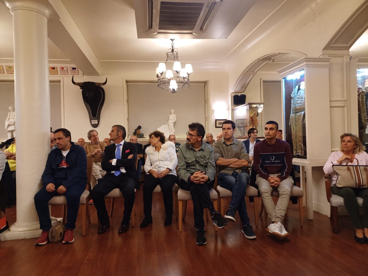 Las ciudades taurinas francesas, protagonistas del homenaje del Club Cocherito de Bilbao