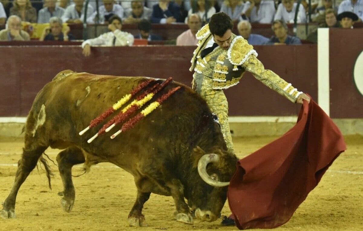 Importante oreja para Rufo y sólida tarde de Castella en Zaragoza