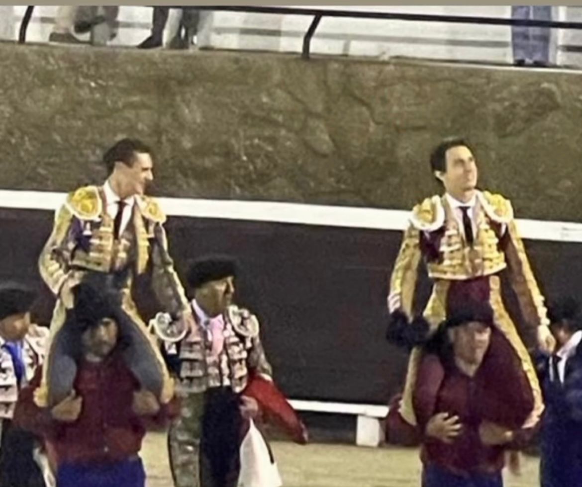 Roca Rey, inicio triunfal de su campaña americana: a hombros con Adriano en Cajabamba