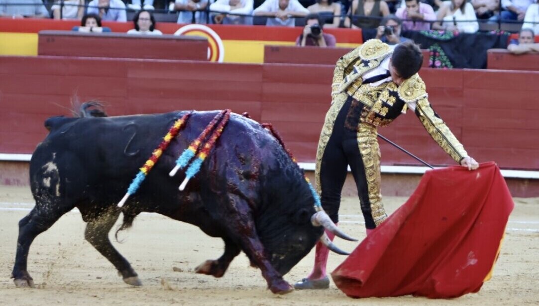 Talavante y Nek, fiesta grande en Valencia
