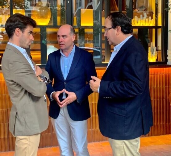 Manolo Carrión y Emilio Miranda, nuevos apoderados de Rubén Pinar