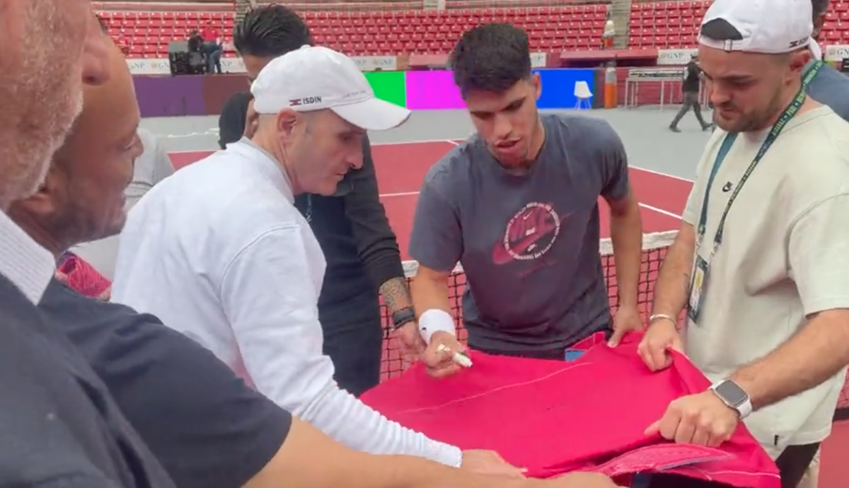 Carlos Alcaraz, doble guiño taurino en la Plaza México