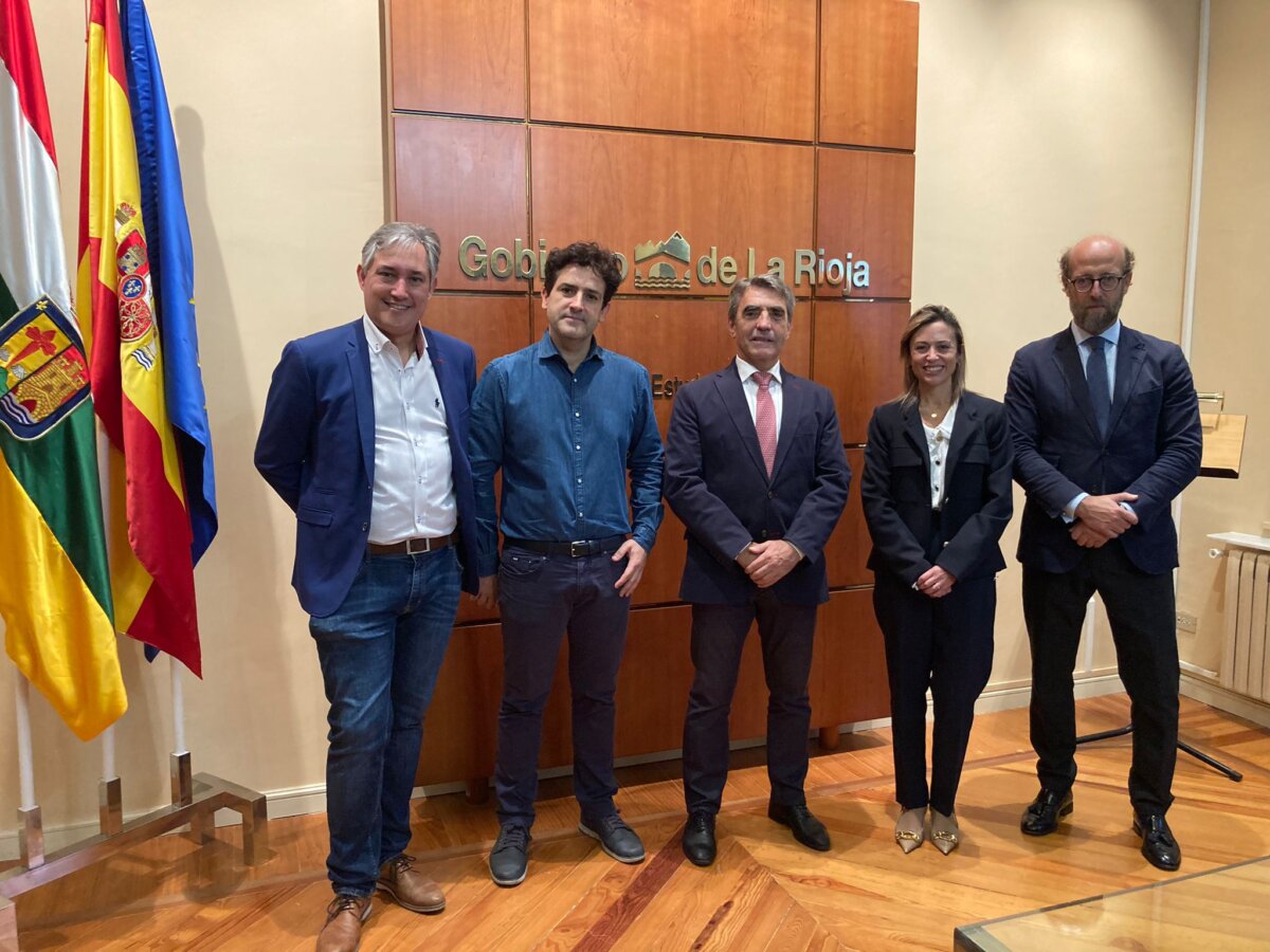 La Fundación Toro de Lidia se reúne con el Gobierno de La Rioja