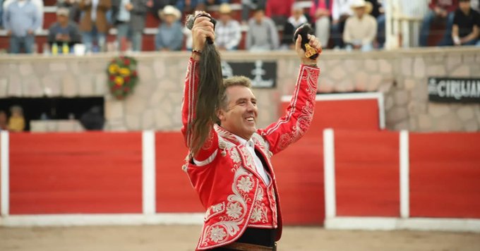 Pablo Hermoso de Mendoza corta en Jerez su séptimo rabo de la temporada