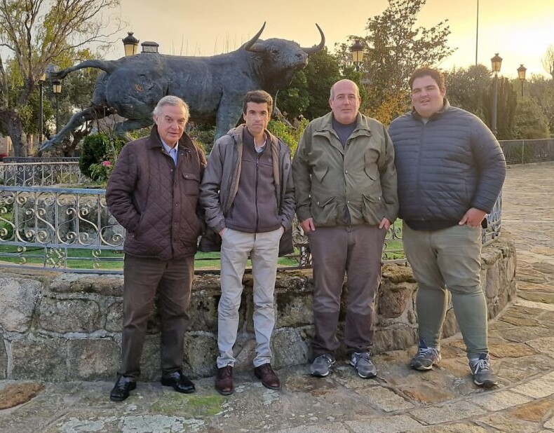 Rafael De Julia y la familia Pérez Villena unen sus caminos