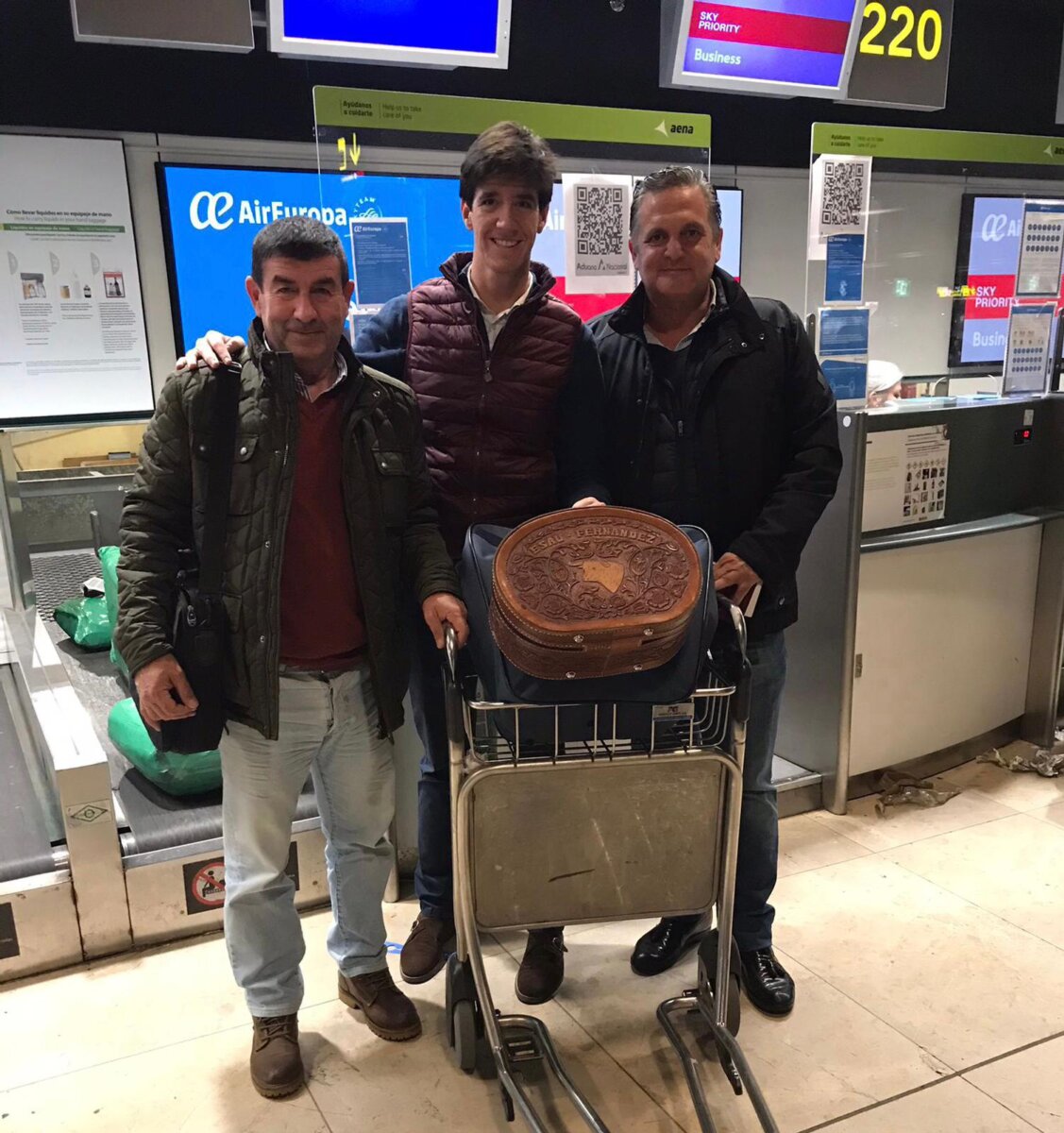 Esaú, rumbo a Ecuador para su cita de Guano