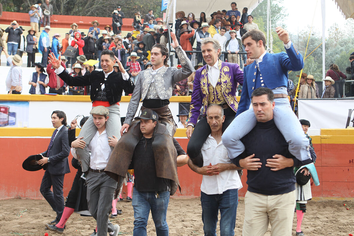 Diez orejas y tres rabos en Atizapán de Zaragoza