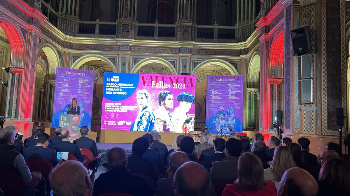 Nek Romero: "Ni soñado es tan bonito una alternativa así"; Román: "Quería tener un gesto de agradecimiento por mis diez años de alternativa"