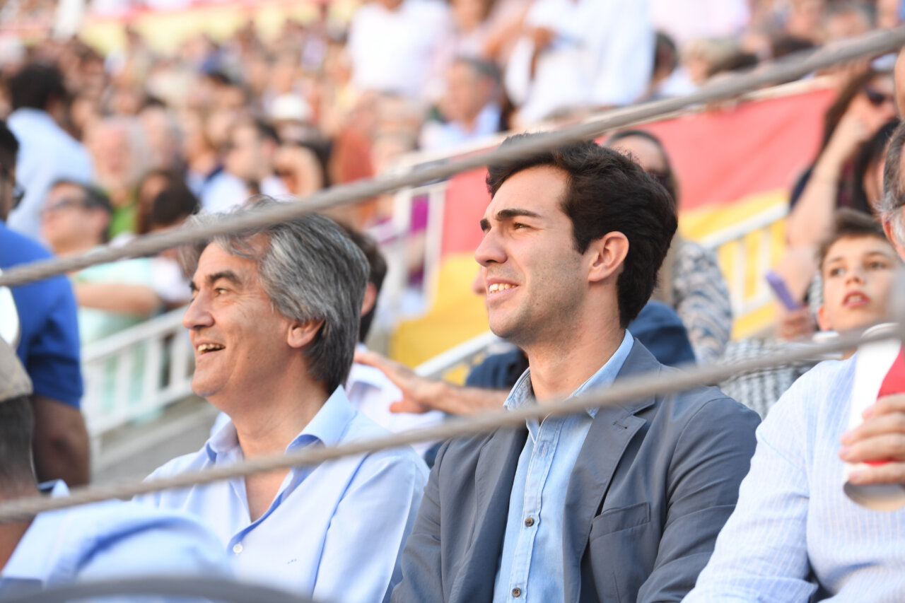 Animado ambiente en la In Memoriam Antoñete