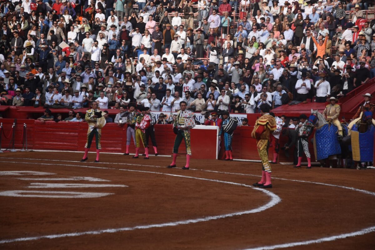 Así fue el paseíllo en el festejo de la reapertura el pasado domingo. Foto: Tadeo Alcina