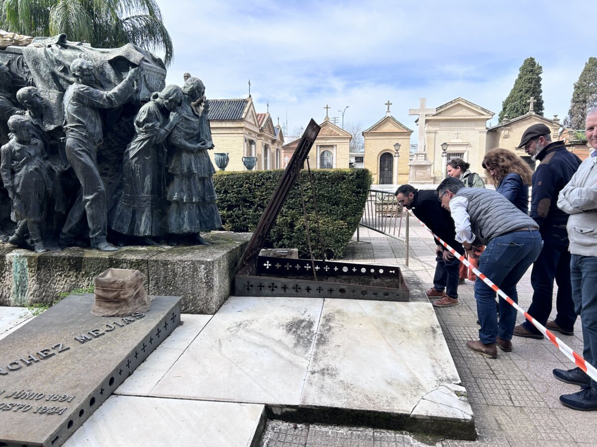 El Ayuntamiento de Sevilla inicia los trabajos para restaurar la cripta y el mausoleo de Joselito El Gallo