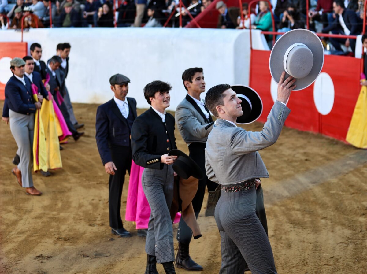 Portugal abre su temporada con un entretenido festival en Mourao