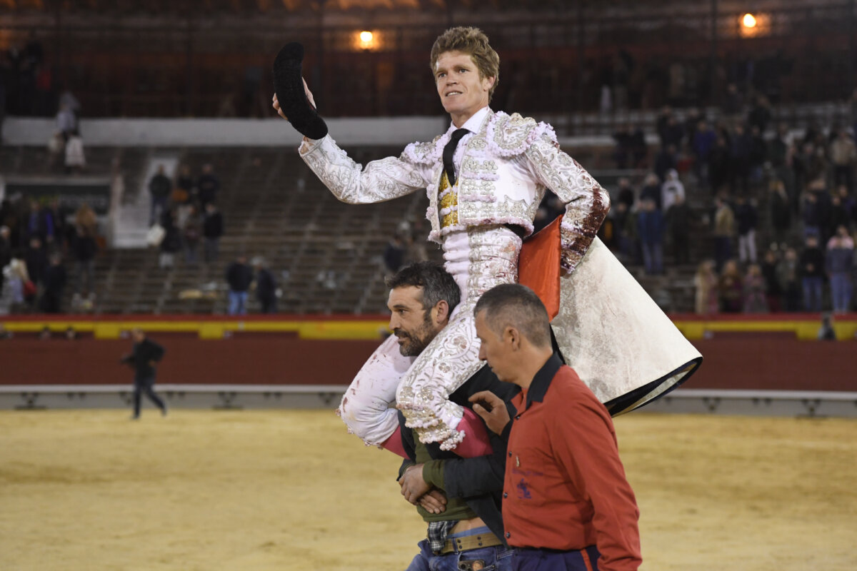 Borja Jiménez y Victorino, el romance sigue en Castellón