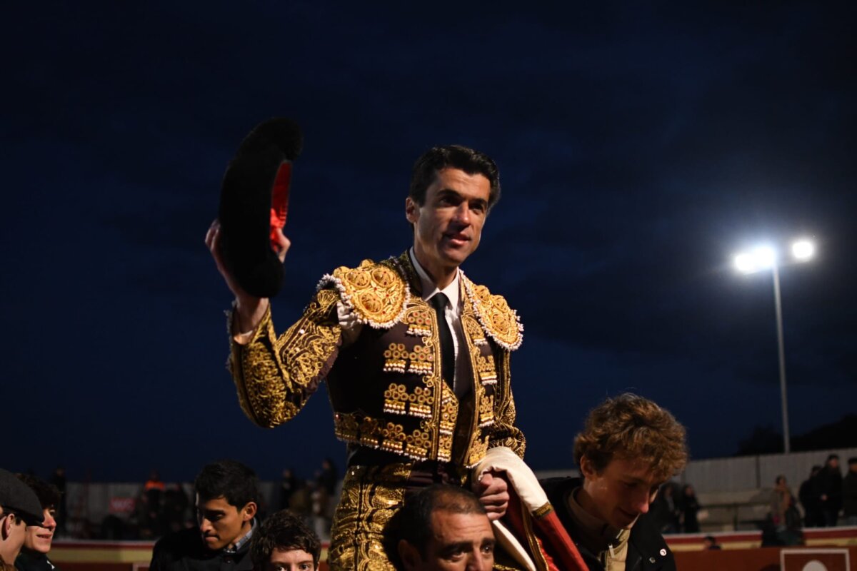 Rafael de Julia, primera puerta grande de la Copa Chenel