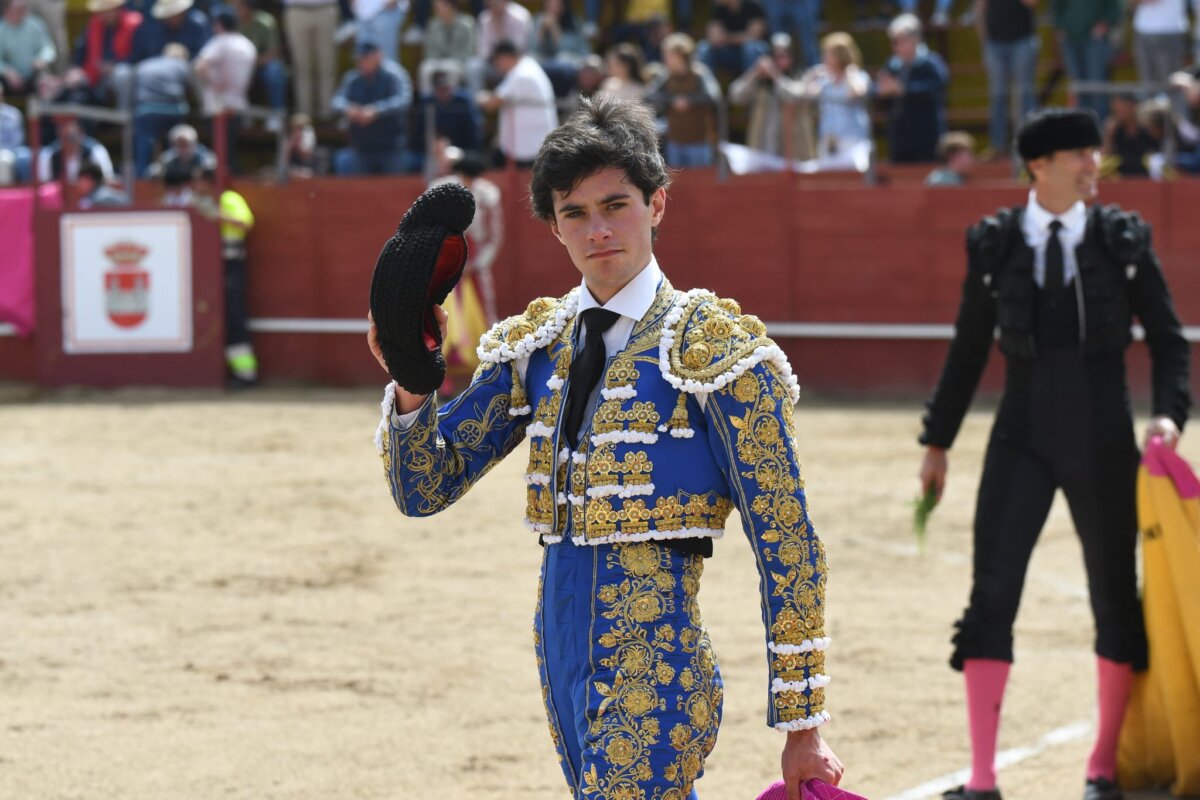 Luis Pasero y Juan Herrero, oreja en Estremera