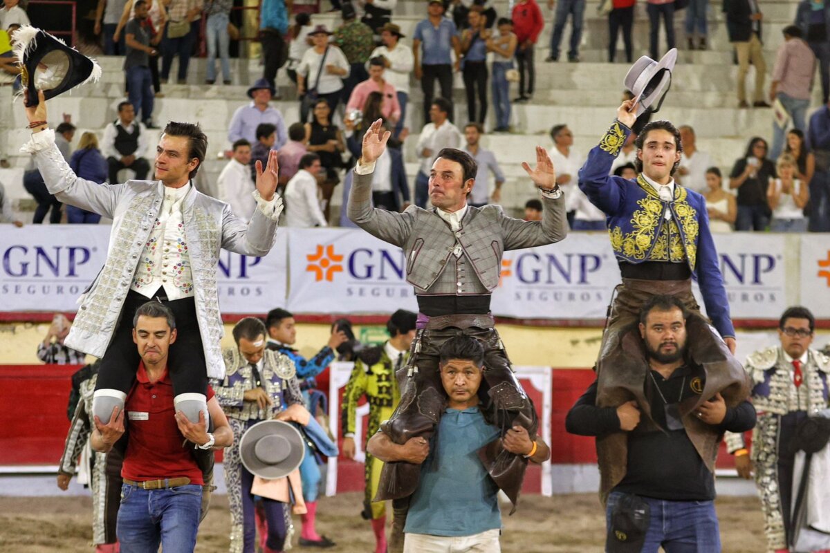 Tarik Othón, Andy Cartagena y Fauro Aloi, triple puerta grande en Irapuato