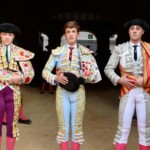 El Niño de Las Monjas, Jarocho y Javier Zulueta, en la novillada de las Fallas de 2024. Foto: Antonio Vigueras