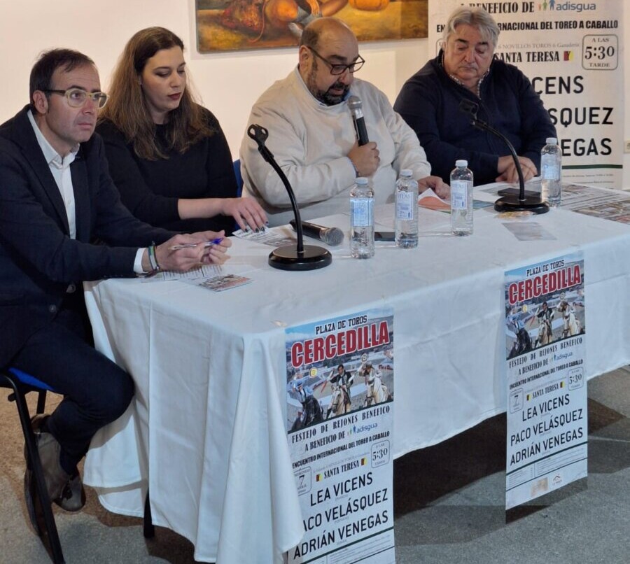 Lea, Velasquez y Venegas devuelven el rejoneo a Cercedilla