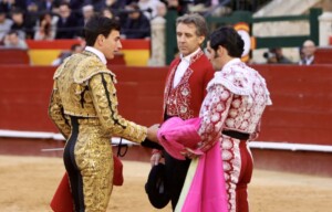 Nek Romero brindó a los dos maestros. Foto: Antonio Vigueras