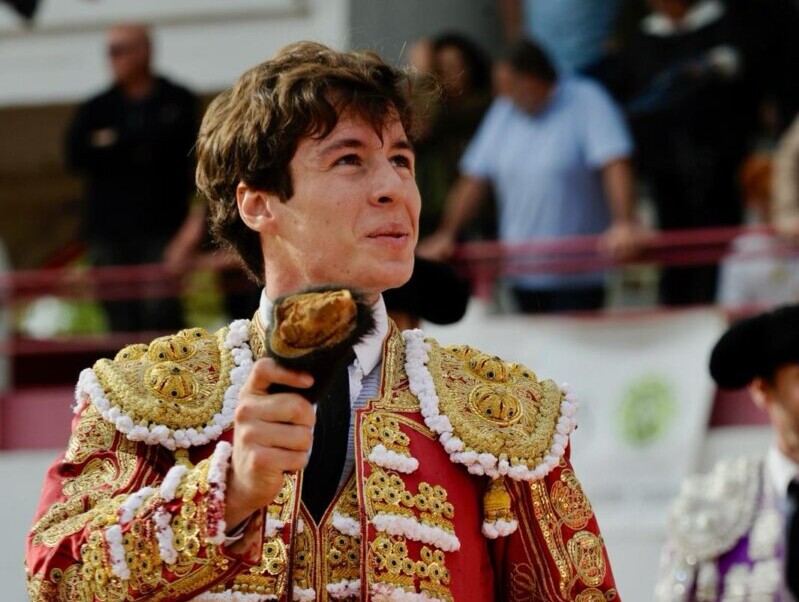 Oreja para Dorian Canton y Christian Parejo de una interesante corrida de Baltasar Ibán en Aignan