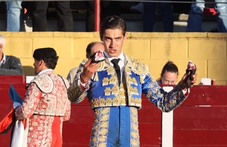 Nacho Torrejón entra en Arganda del Rey por Sergio Rollón