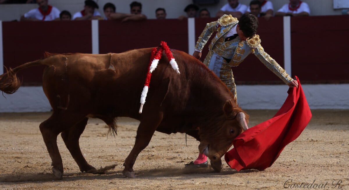 Aarón Palacio deja sus credenciales en Garlin