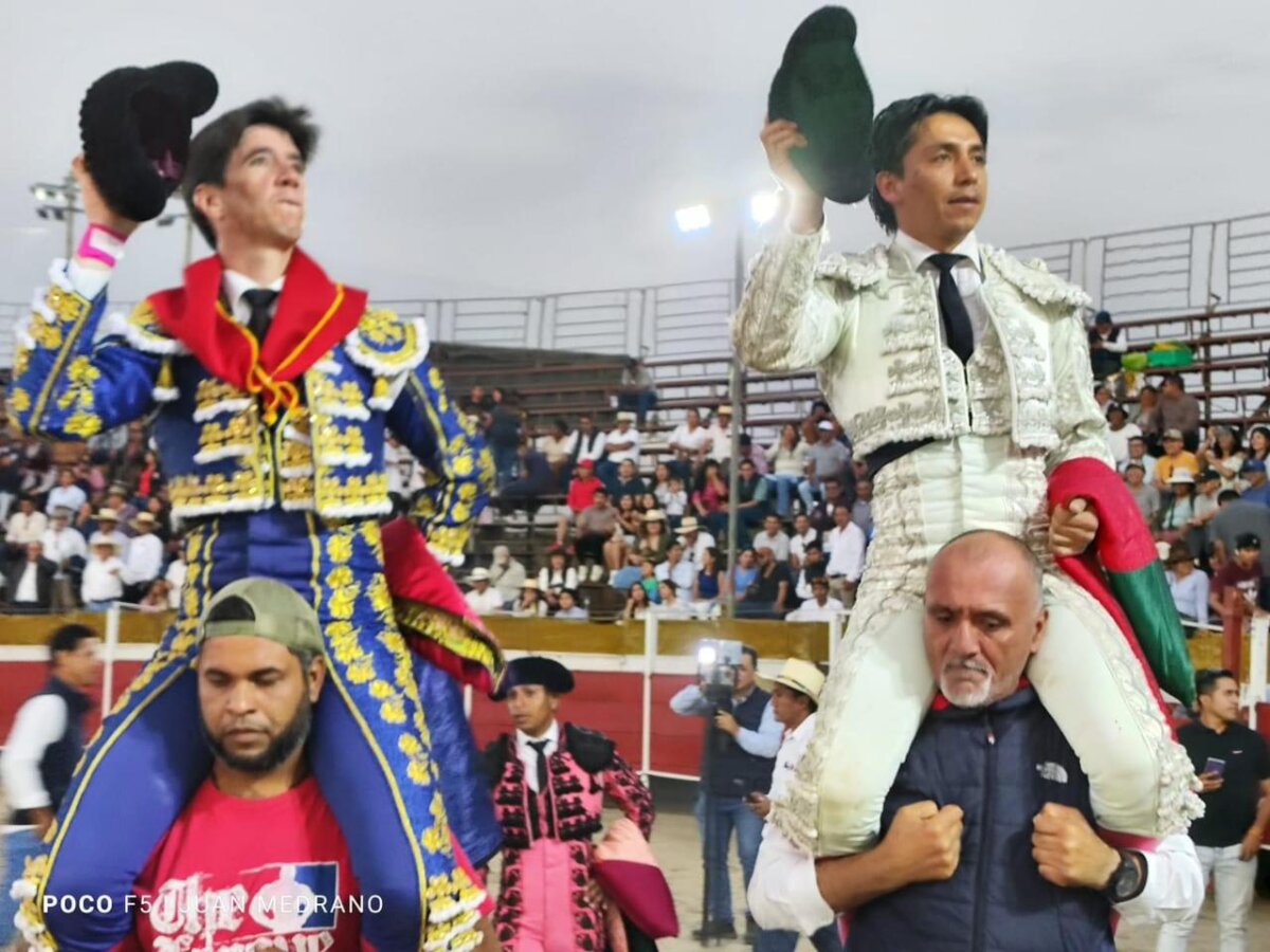 Esaú Fernández triunfa en Torokuna junto a Juan Carlos Cubas