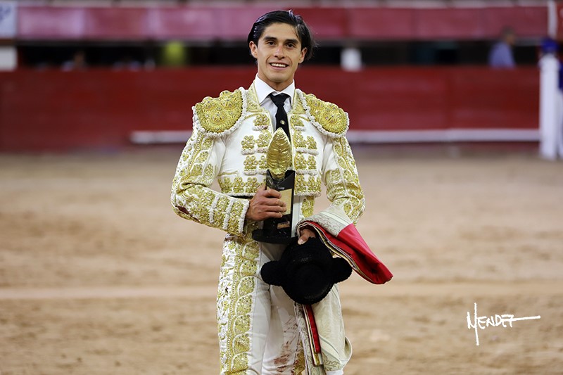 Sebastián Ibelles se hace con la Oreja de Oro en la sexta corrida de Aguascalientes