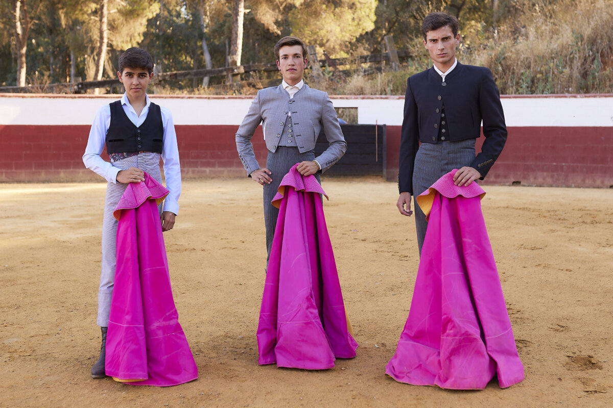 Diego Bastos, Manuel Román y Javier Zulueta, ante la cita del Corpus en Sevilla