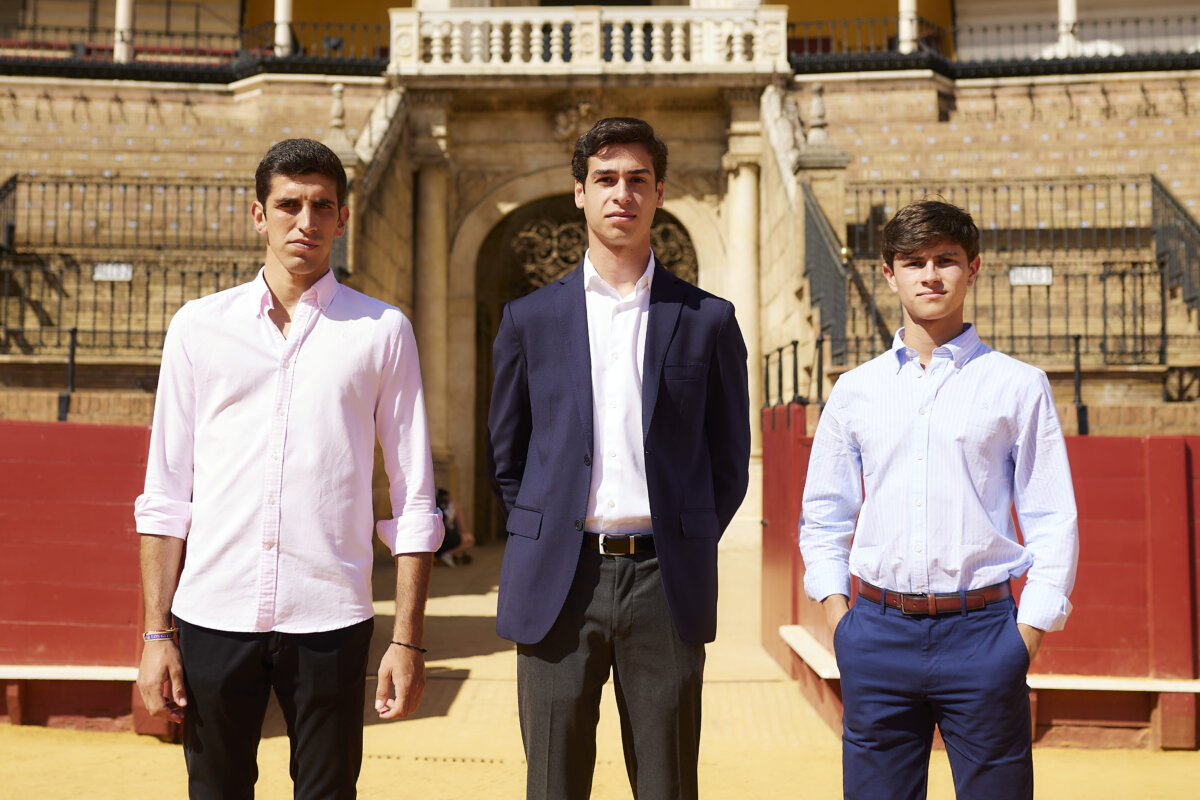 El Melli, Aarón Palacio y Manuel Jesús Carrión, ante la cita del domingo en Sevilla