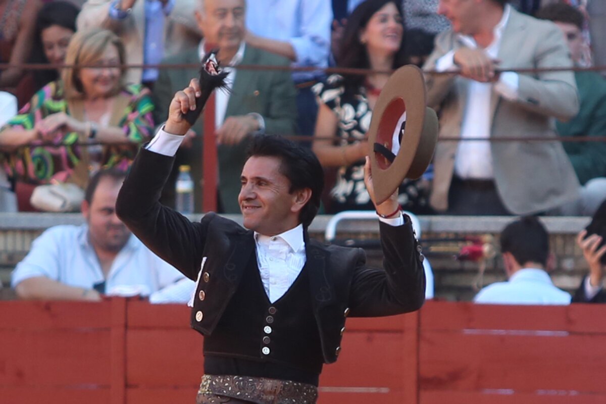 Ventura y Manuel Román, mucho más que una oreja en Córdoba