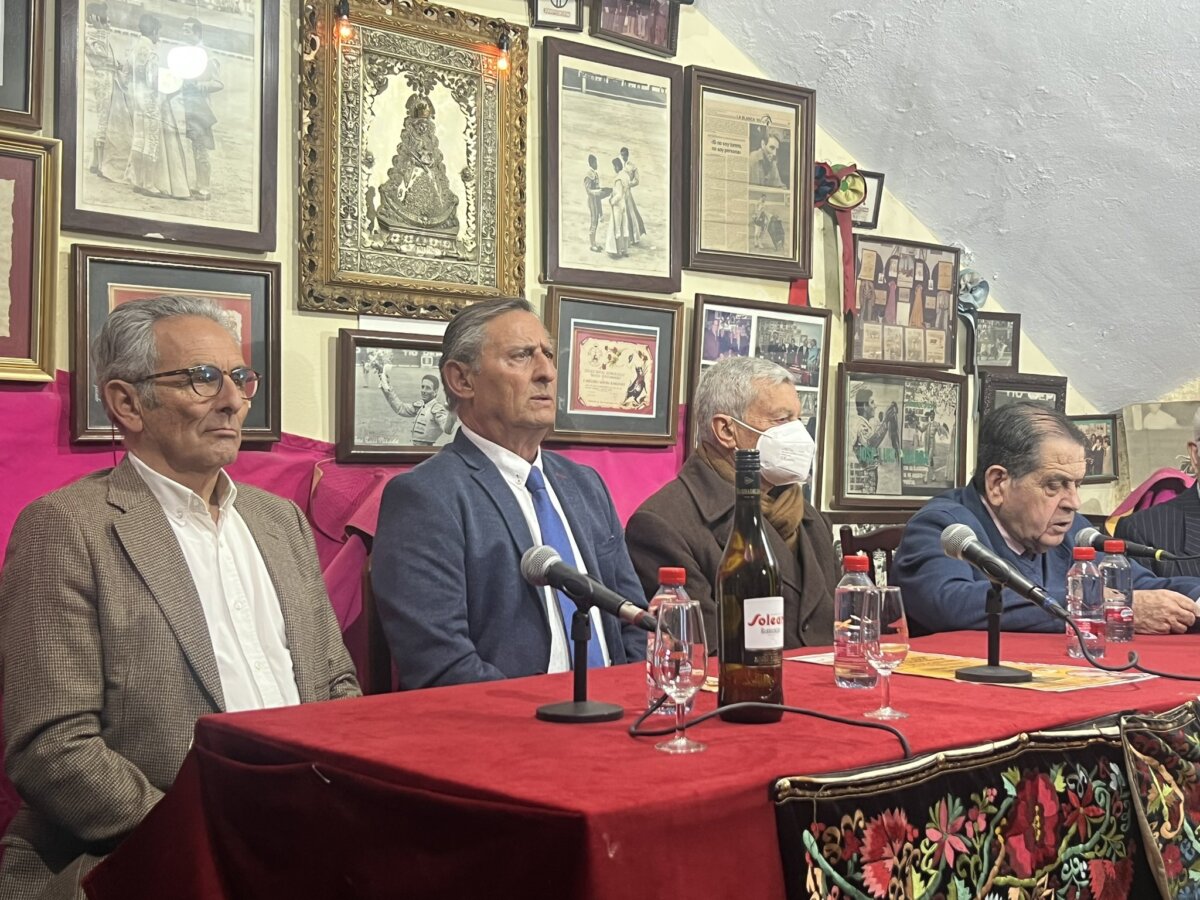 Manolo de los Reyes, en una charla la pasada temporada en Sanlúcar