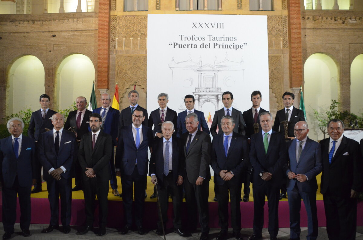 Sevilla entrega sus primeros premios en una gala de Puerta del Príncipe