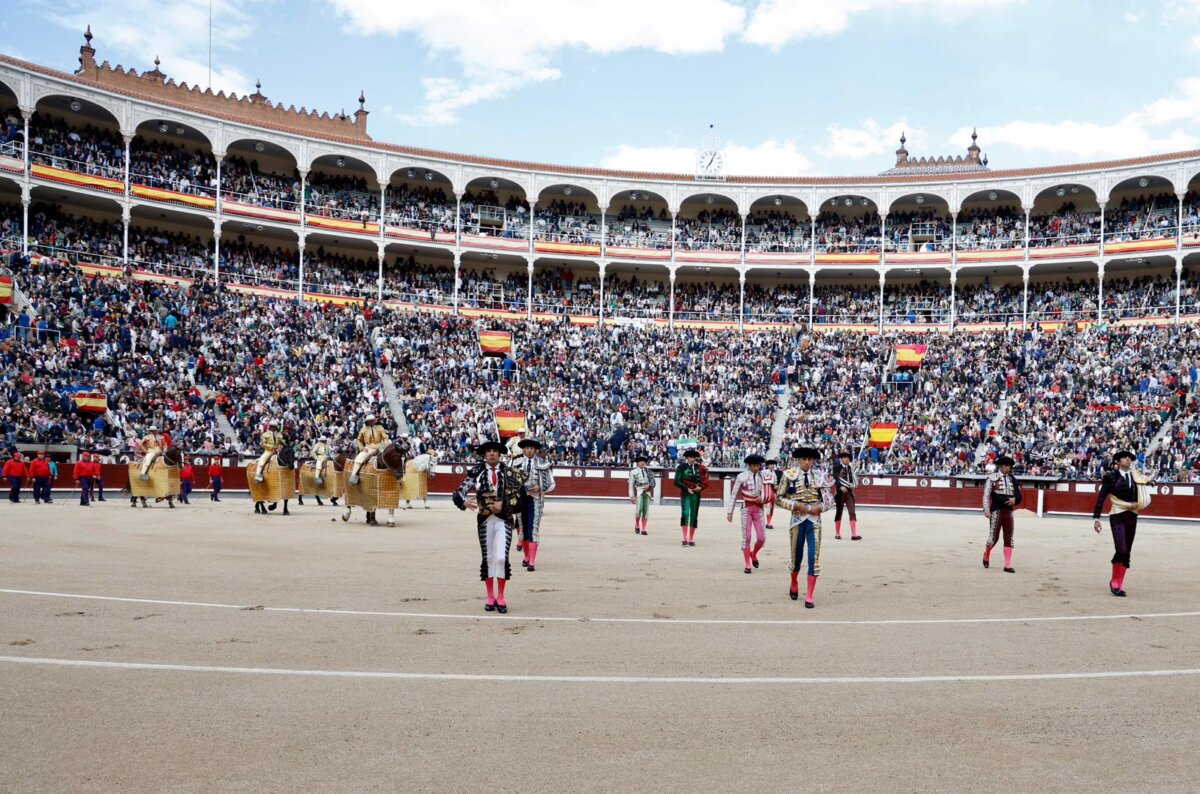 Talavante, Juan Ortega y Tomás Rufo cuelgan un nuevo "No hay billetes" en San Isidro