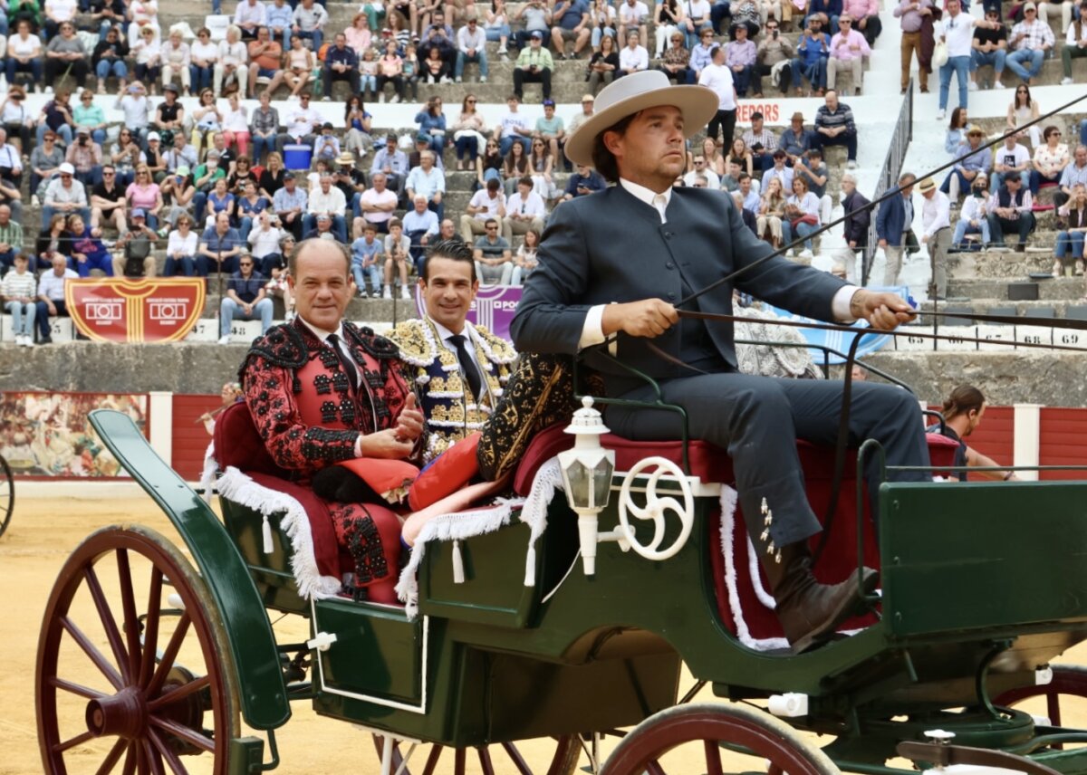 Manzanares y Luque, pinceladas de arte en la sorollana de Bocairent