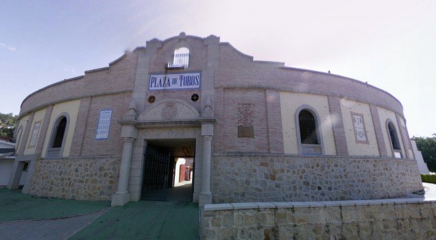 Una novillada con picadores con triunfadores en Miraflores de la Sierra