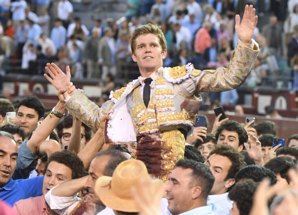 Puerta Grande a un rotundo Borja Jiménez pese a la presidencia