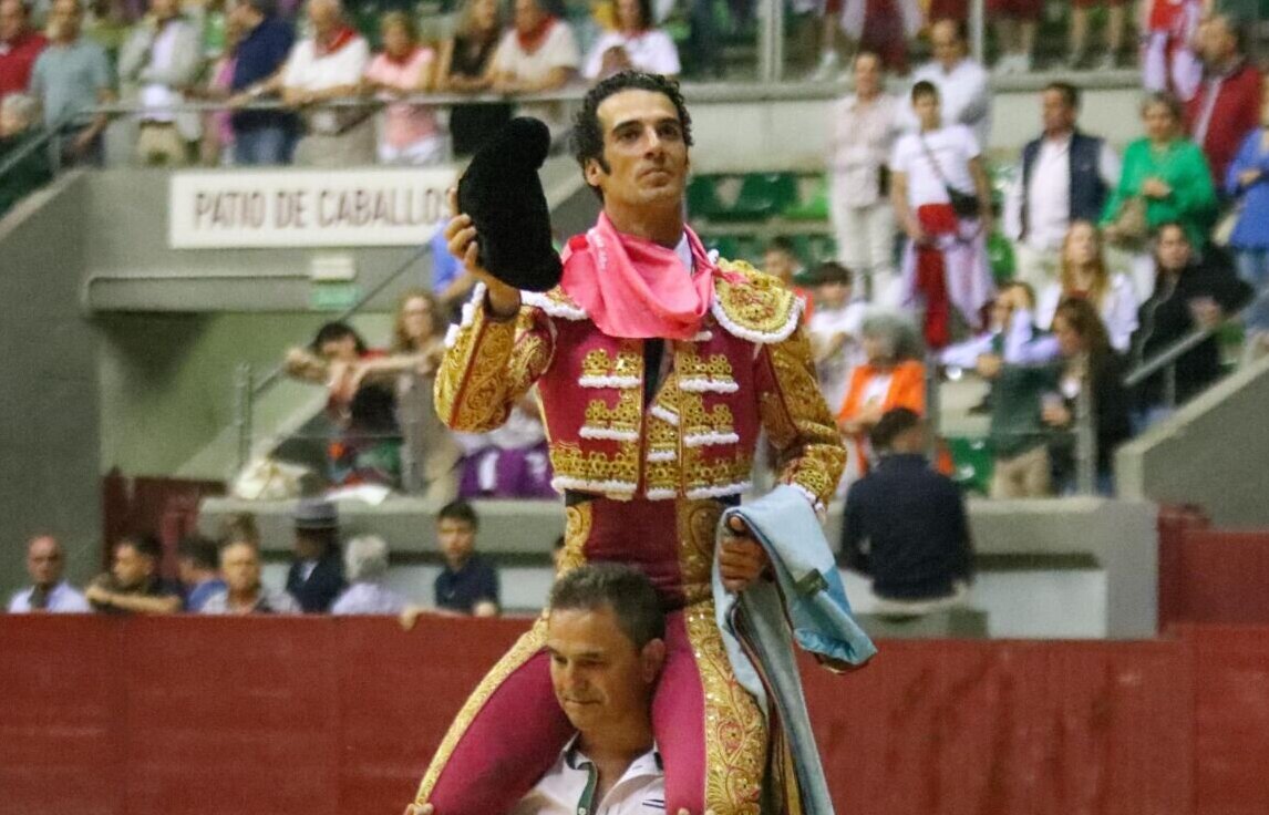 El gusto de Morenito y la sangre de Curro Díaz en Burgos