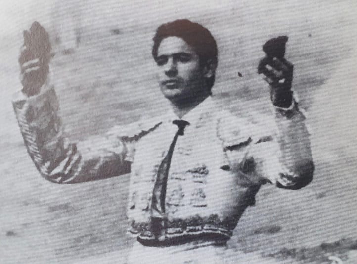 Miguelín y Paquirri triunfan en el estreno del coso de Las Palomas en Algeciras