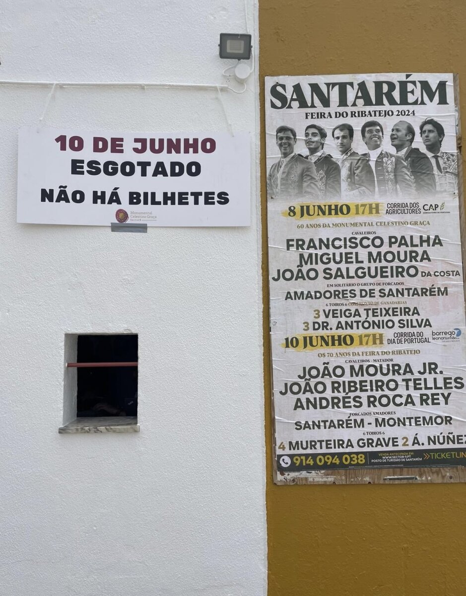 Histórico: Roca Rey cuelga el "No hay billetes" 11 años después en Santarem