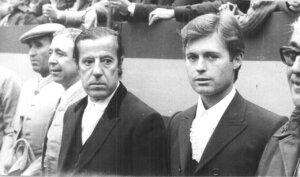 Pepe Luis, junto a su tío Manolo. Foto: APLAUSOS